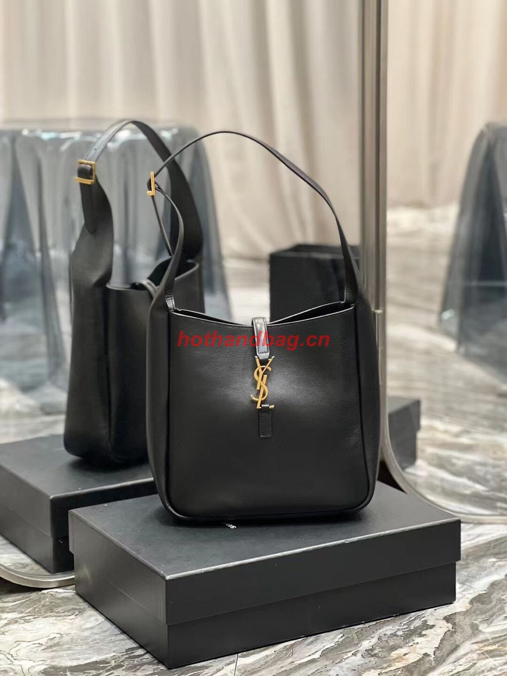 SAINT LAUREN LE 5 A 7 SOFT SMALL HOBO BAG IN SMOOTH LEATHER 713938 black SAINT LAUREN LE 5 A 7 SOFT SMALL HOBO BAG IN SMOOTH LEATHER 713938 black