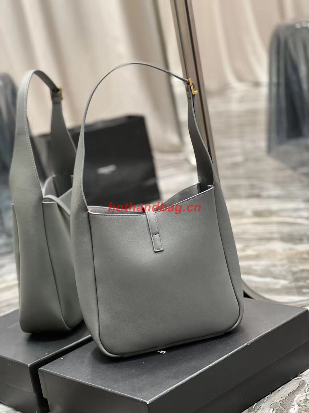 SAINT LAUREN LE 5 A 7 SOFT SMALL HOBO BAG IN SMOOTH LEATHER 713938 gray SAINT LAUREN LE 5 A 7 SOFT SMALL HOBO BAG IN SMOOTH LEATHER 713938 gray