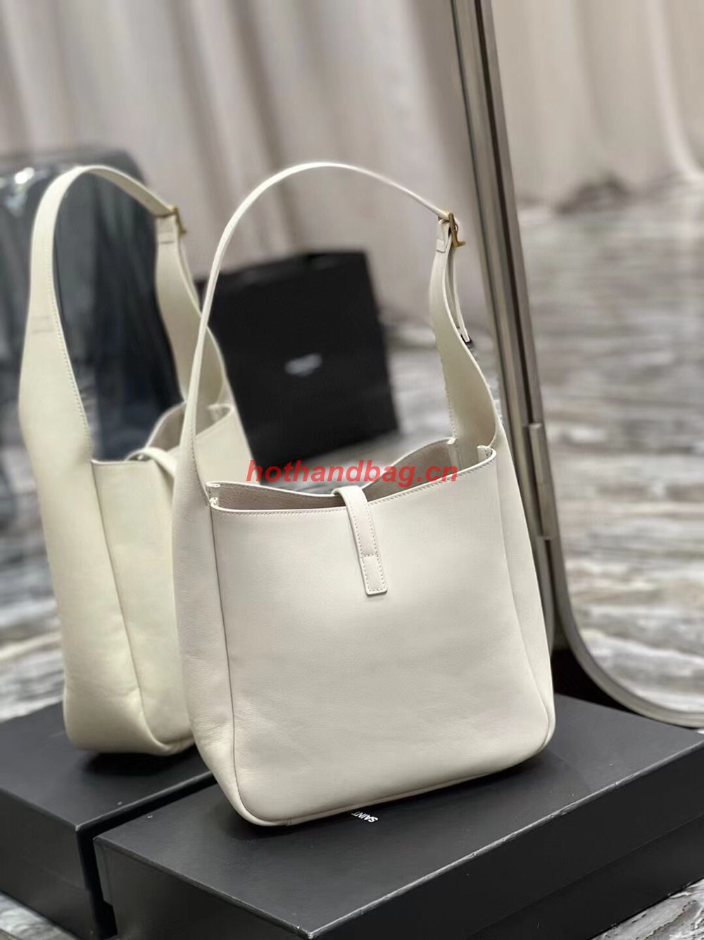 SAINT LAUREN LE 5 A 7 SOFT SMALL HOBO BAG IN SMOOTH LEATHER 713938 white SAINT LAUREN LE 5 A 7 SOFT SMALL HOBO BAG IN SMOOTH LEATHER 713938 white
