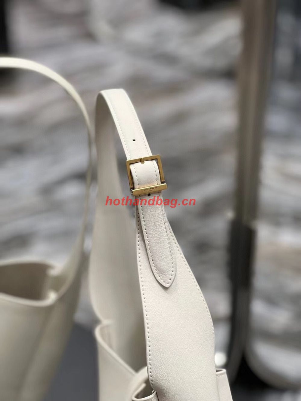 SAINT LAUREN LE 5 A 7 SOFT SMALL HOBO BAG IN SMOOTH LEATHER 713938 white SAINT LAUREN LE 5 A 7 SOFT SMALL HOBO BAG IN SMOOTH LEATHER 713938 white