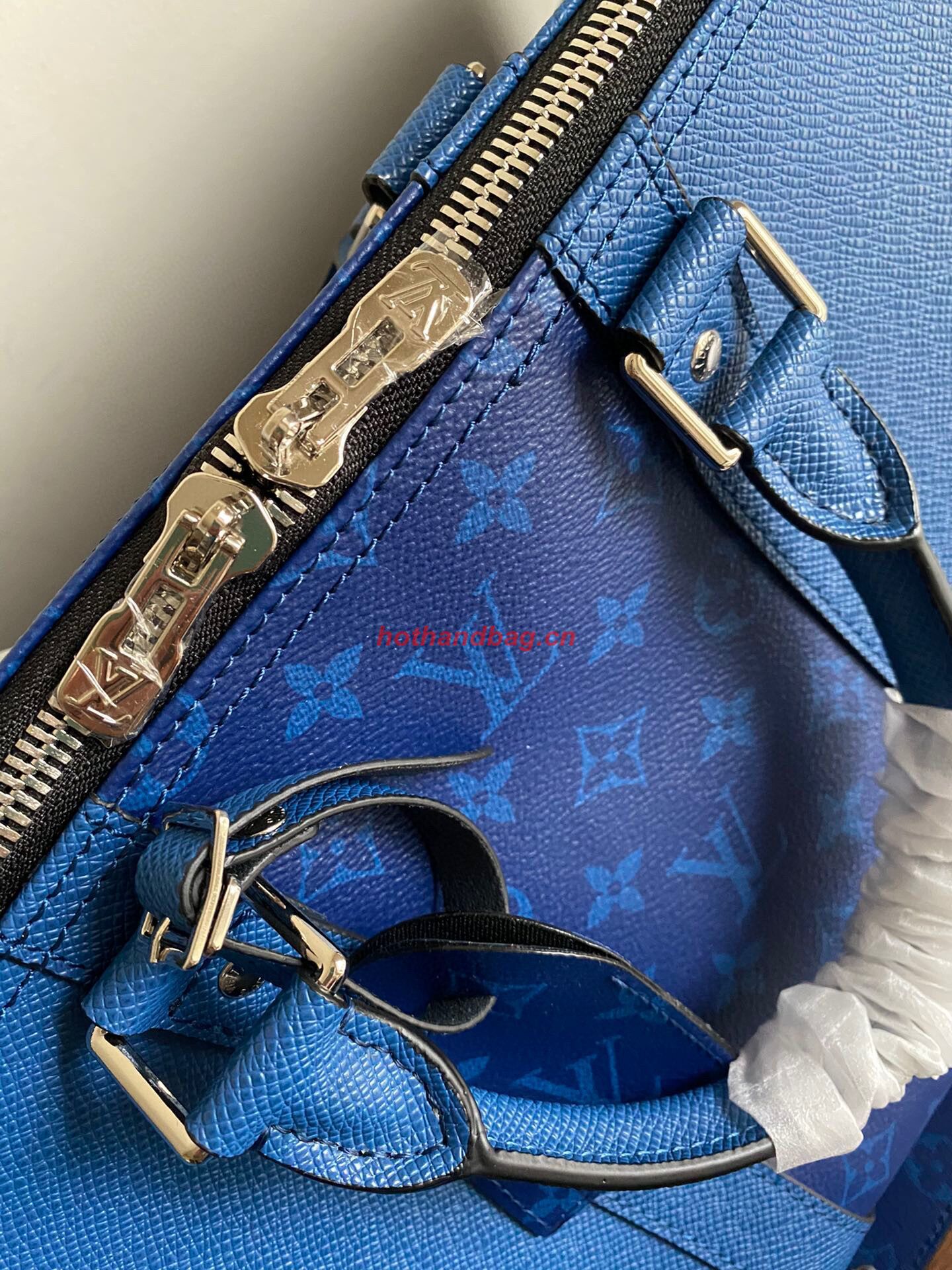 Louis Vuitton KEEPALL BANDOULIERE 50 M53766 Blue Louis Vuitton KEEPALL BANDOULIERE 50 M53766 Blue