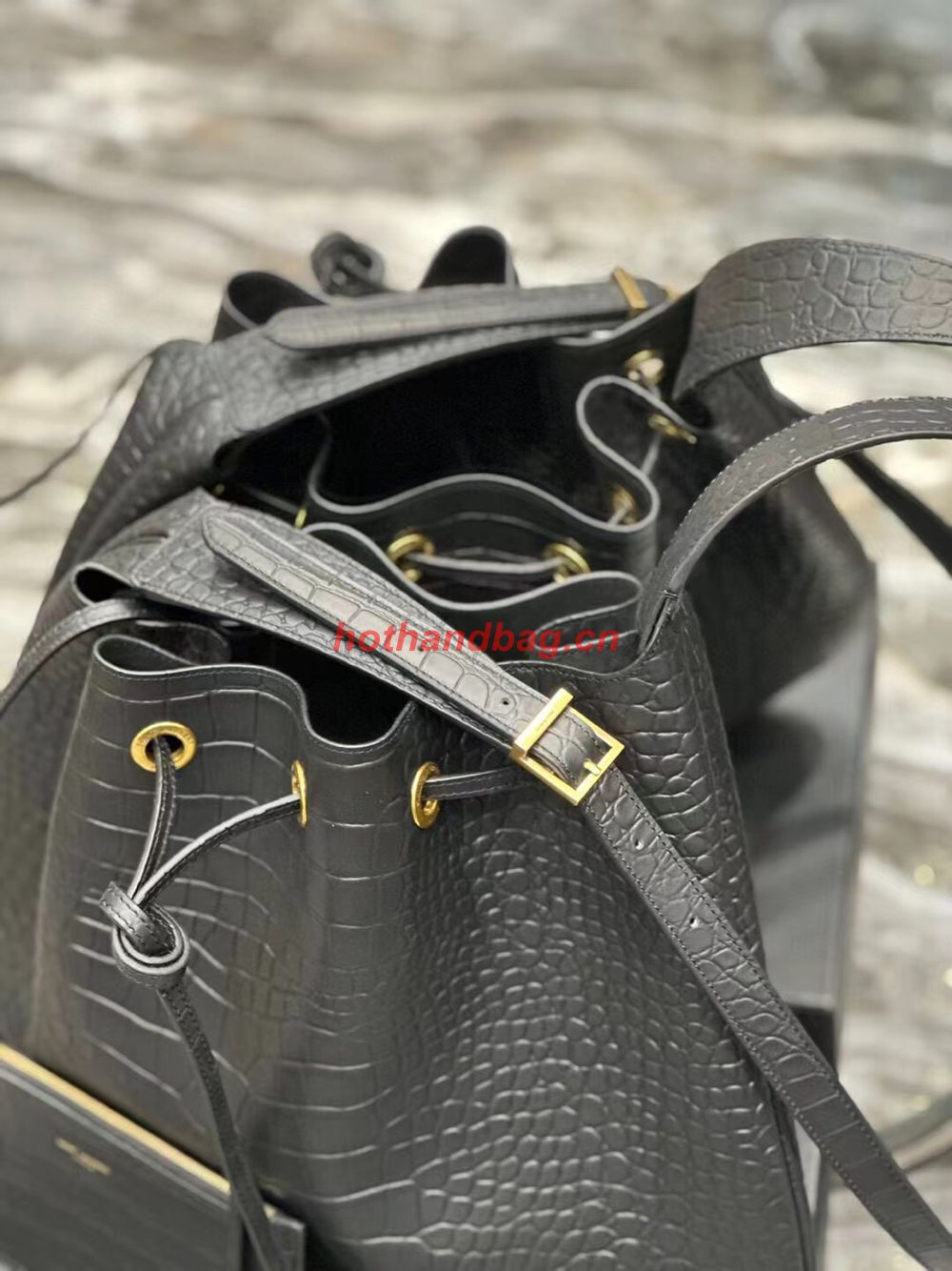 SAINT LAUREN PARIS VII LARGE FLAT HOBO BAG IN CROCODILE-EMBOSSED LEATHER 697941 black SAINT LAUREN PARIS VII LARGE FLAT HOBO BAG IN CROCODILE-EMBOSSED LEATHER 697941 black