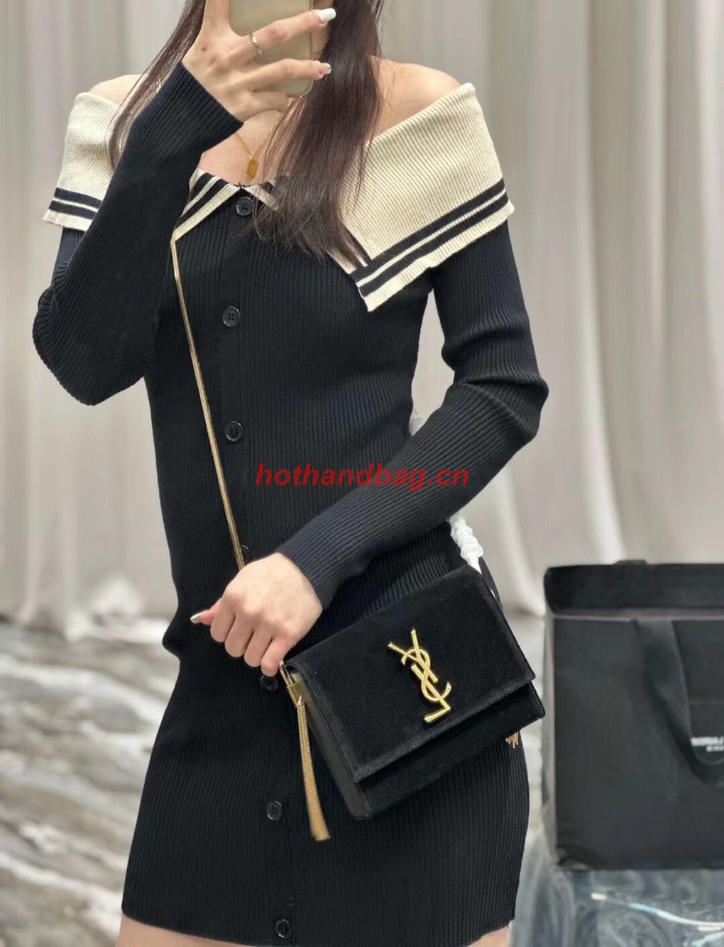 SAINT LAUREN KATE MINI SUPPLE/REVERSIBLE CHAIN BAG IN SUEDE AND LEATHER Y791122 BLACK SAINT LAUREN KATE MINI SUPPLE/REVERSIBLE CHAIN BAG IN SUEDE AND LEATHER Y791122 BLACK