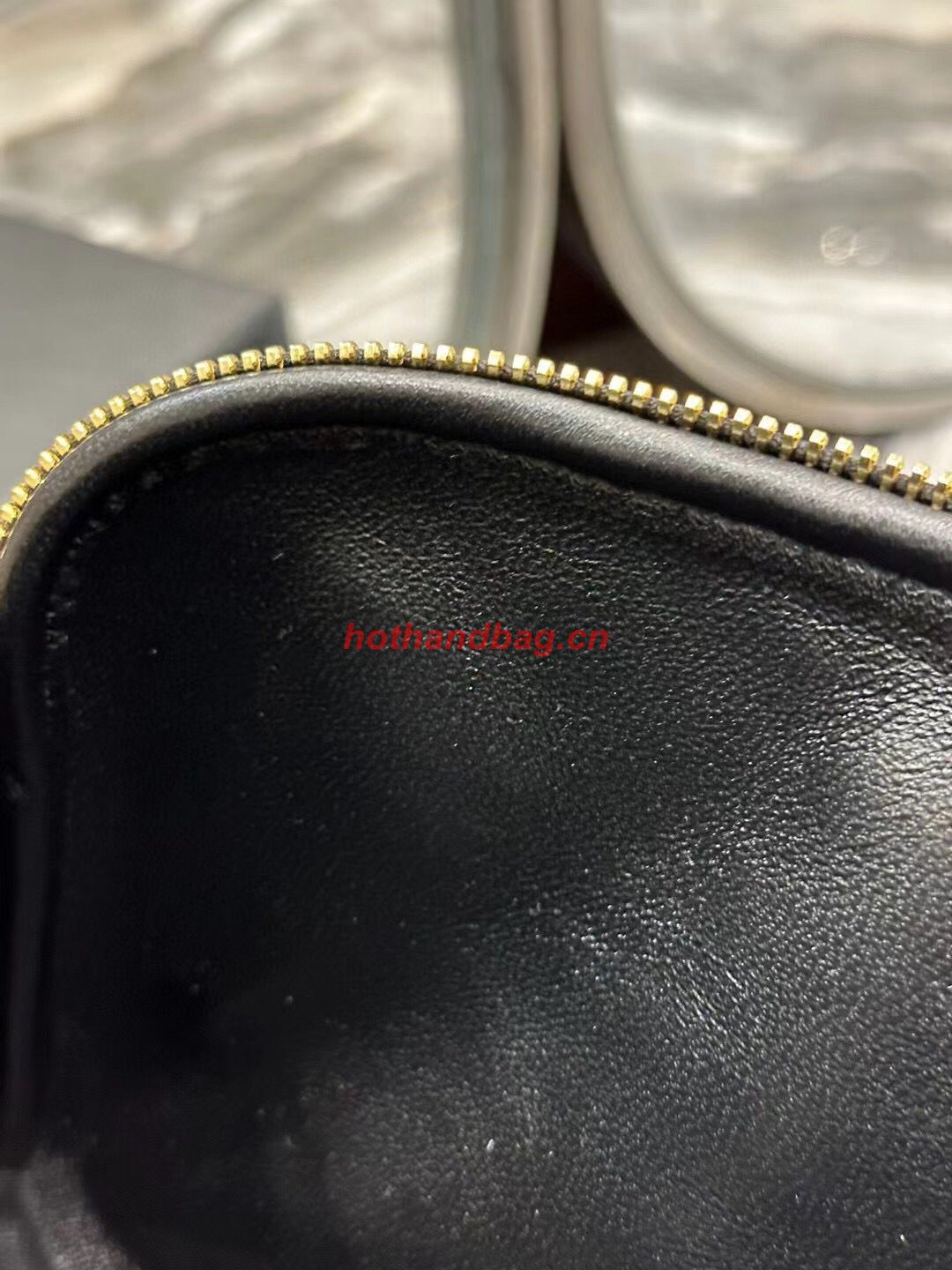 SAINT LAUREN GABY ZIPPED POUCH IN QUILTED LAMBSKIN 7336671 BLACK SAINT LAUREN GABY ZIPPED POUCH IN QUILTED LAMBSKIN 7336671 BLACK