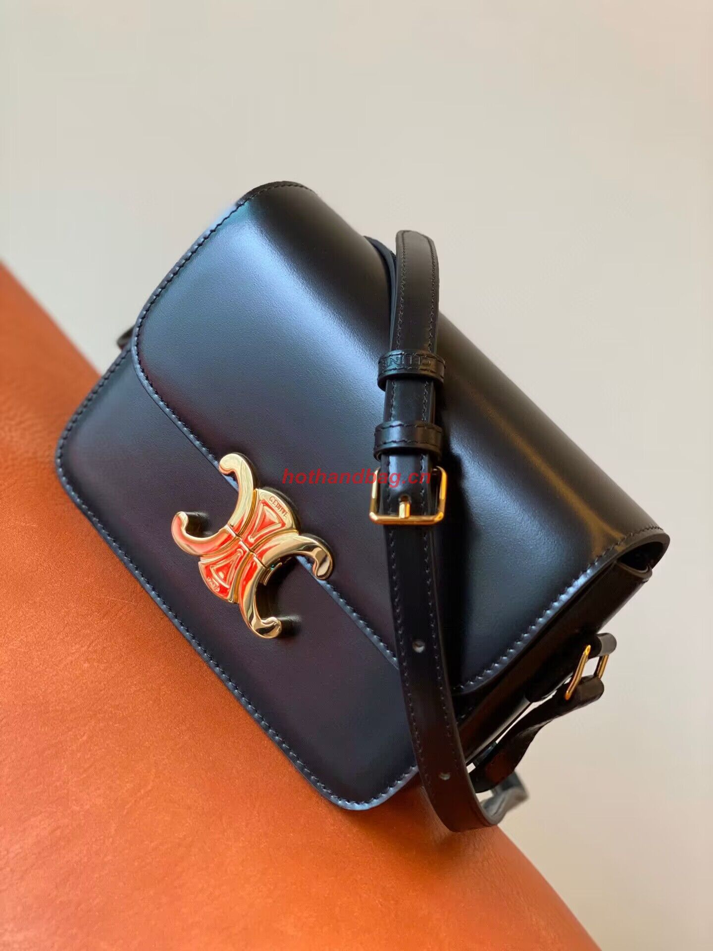 Celine TEEN TRIOMPHE BAG IN SHINY Original CALFSKIN MINERAL 188423 black Celine TEEN TRIOMPHE BAG IN SHINY Original CALFSKIN MINERAL 188423 black