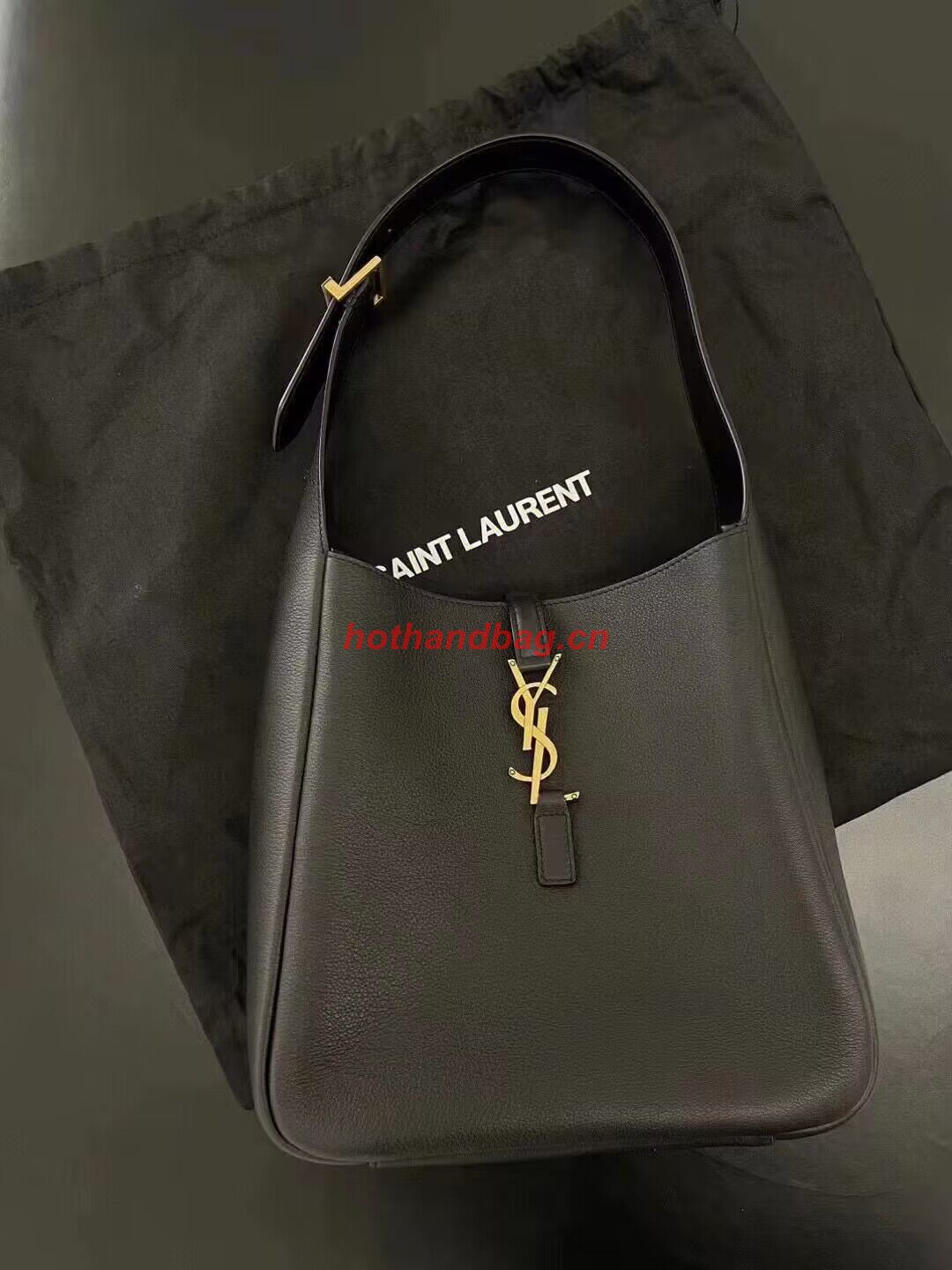 SAINT LAUREN LE 5 A 7 SOFT SMALL IN SMOOTH LEATHER 713938 black SAINT LAUREN LE 5 A 7 SOFT SMALL IN SMOOTH LEATHER 713938 black