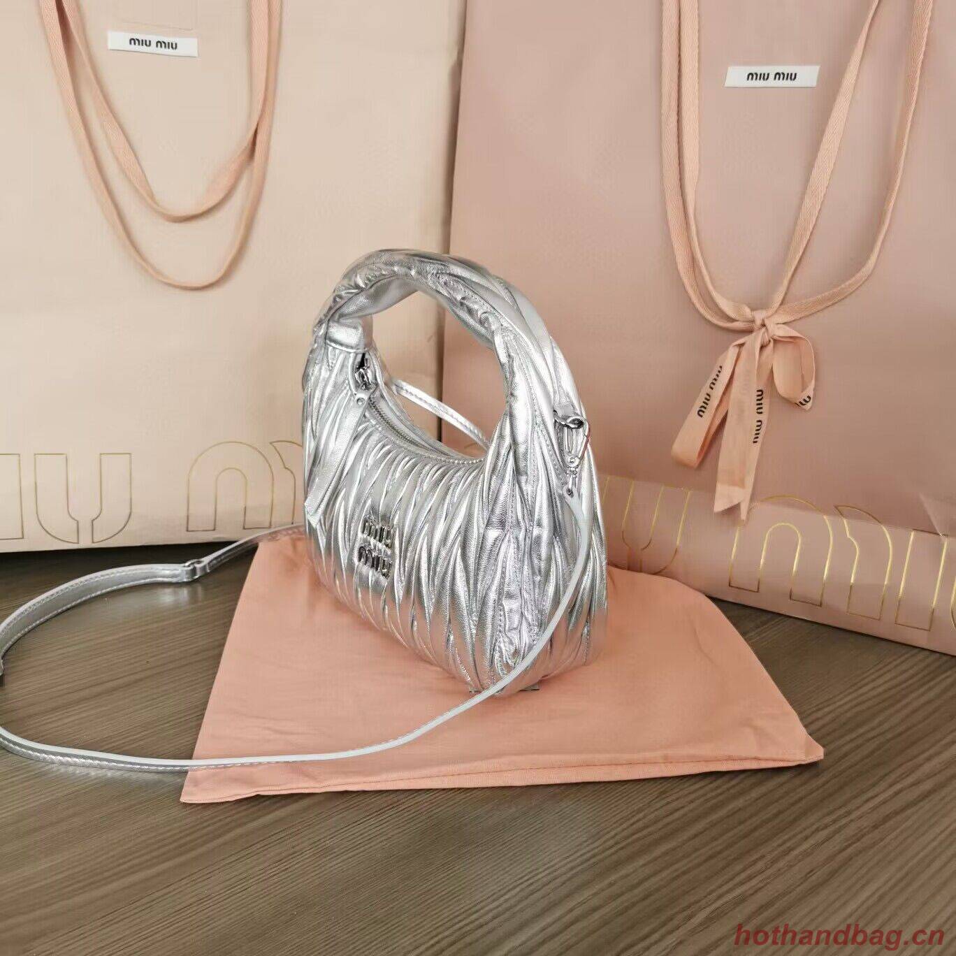 Miu Miu Wander Matelasse Original Sheepskin Bag 5BC125 Silver Miu Miu Wander Matelasse Original Sheepskin Bag 5BC125 Silver