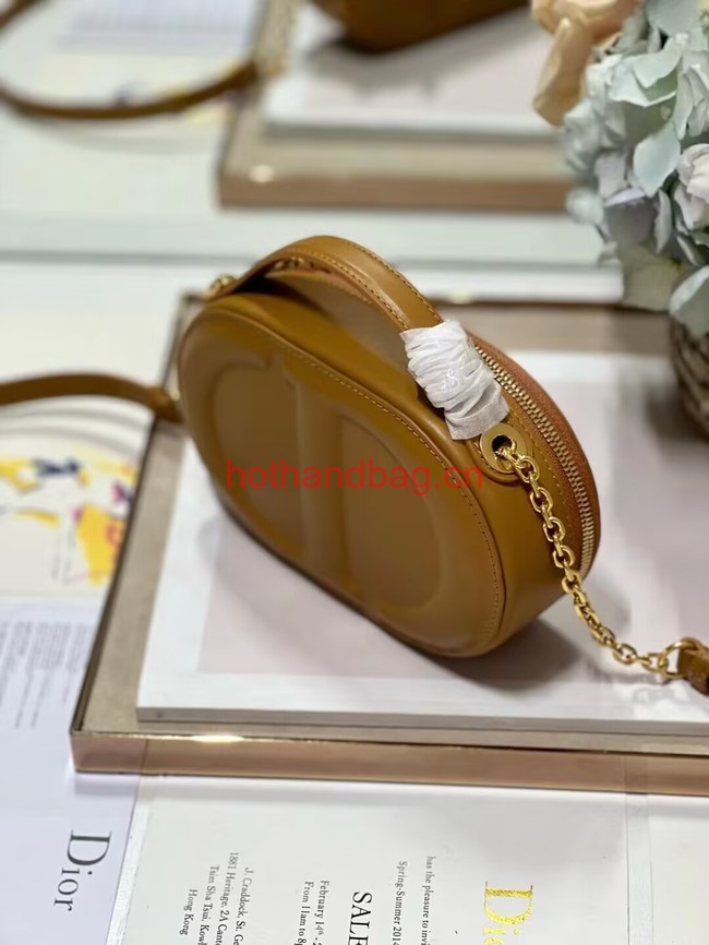 CD SIGNATURE OVAL CAMERA BAG Golden Saddle Calfskin with Embossed CD Signature S2201UMFV CD SIGNATURE OVAL CAMERA BAG Golden Saddle Calfskin with Embossed CD Signature S2201UMFV