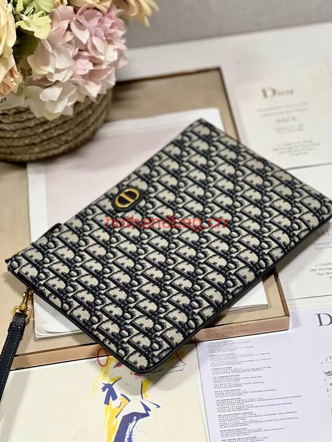 LARGE DIOR CARO DAILY POUCH Blue Dior Oblique Jacquard S5086UWHC LARGE DIOR CARO DAILY POUCH Blue Dior Oblique Jacquard S5086UWHC