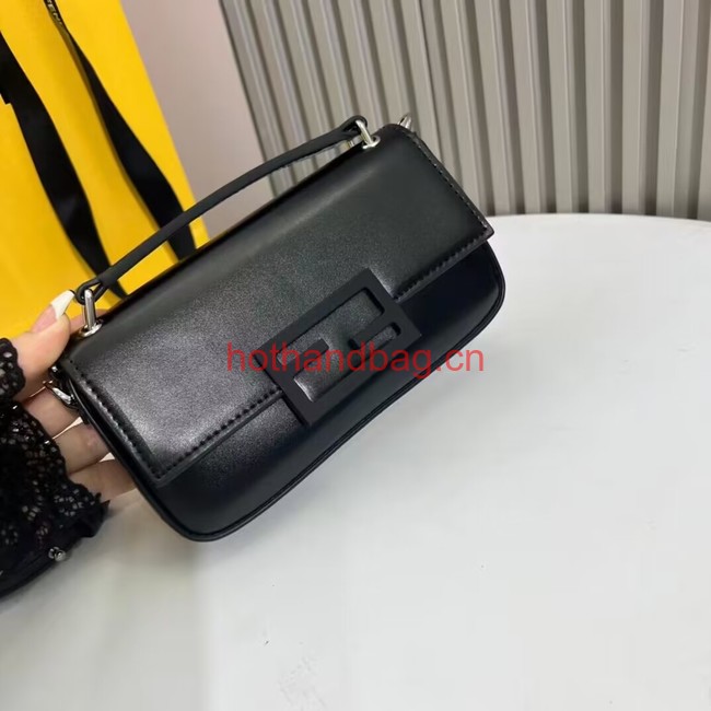 Fendi Baguette leather bag F1531 black Fendi Baguette leather bag F1531 black