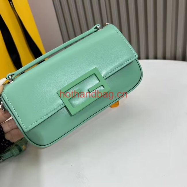Fendi Baguette leather bag F1531 green Fendi Baguette leather bag F1531 green