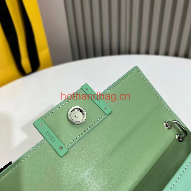 Fendi Baguette leather bag F1531 green Fendi Baguette leather bag F1531 green