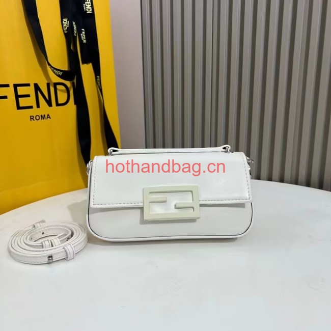 Fendi Baguette leather bag F1531 white Fendi Baguette leather bag F1531 white