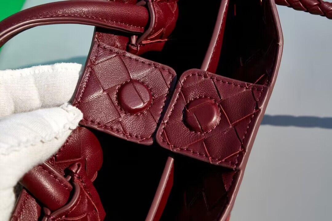 Bottega Veneta Andiamo Small Intrecciato Leather Tote 743572 Wine Bottega Veneta Andiamo Small Intrecciato Leather Tote 743572 Wine