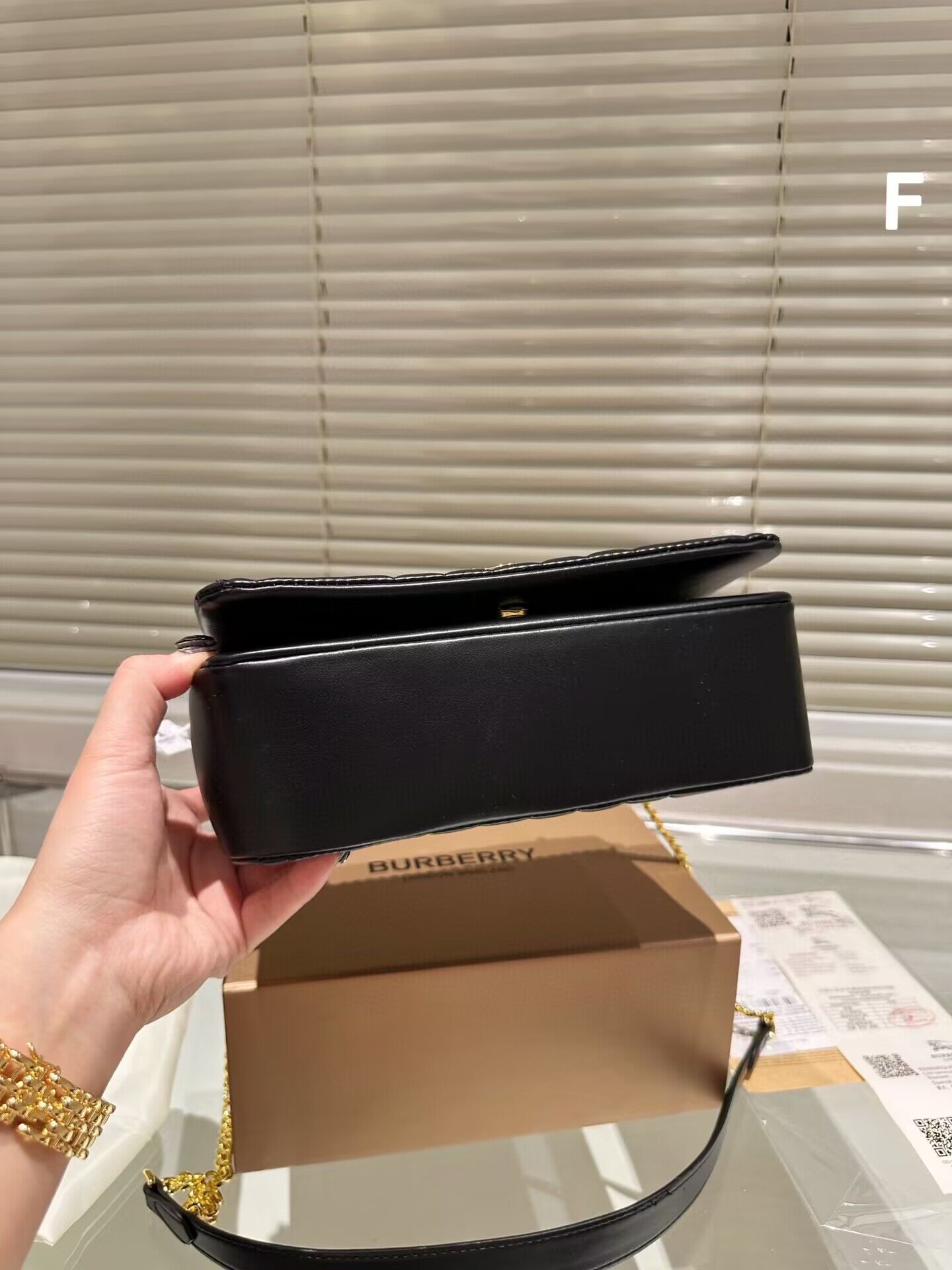 BurBerry Original Leather Lola Clutch Shoulder Bag 90188 Black & Gold-Tone BurBerry Original Leather Lola Clutch Shoulder Bag 90188 Black & Gold-Tone