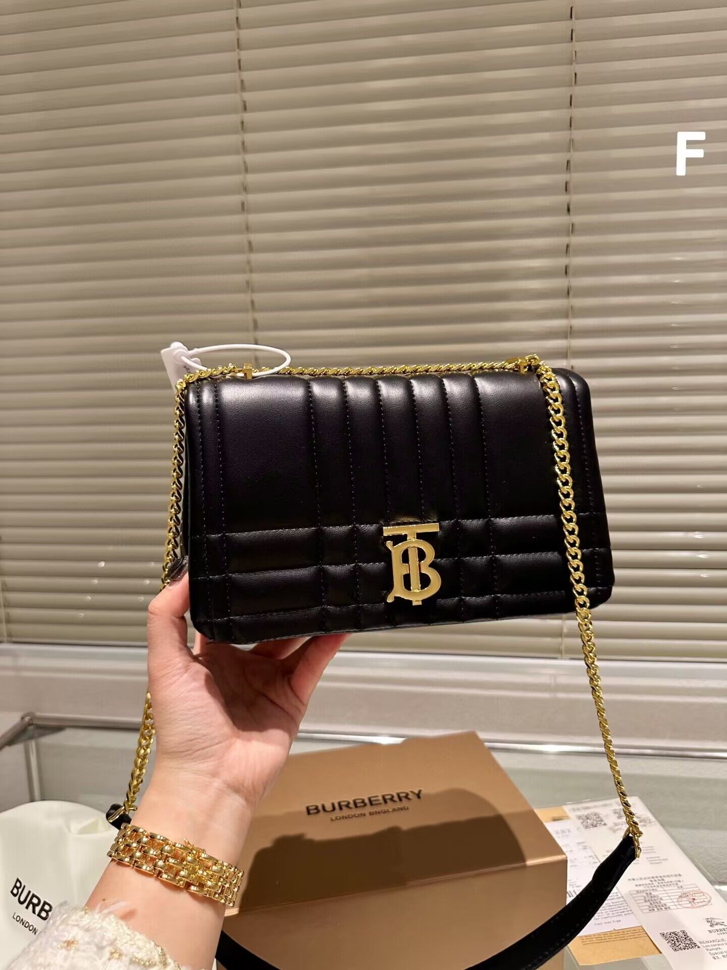 BurBerry Original Leather Lola Clutch Shoulder Bag 90188 Black & Gold-Tone BurBerry Original Leather Lola Clutch Shoulder Bag 90188 Black & Gold-Tone