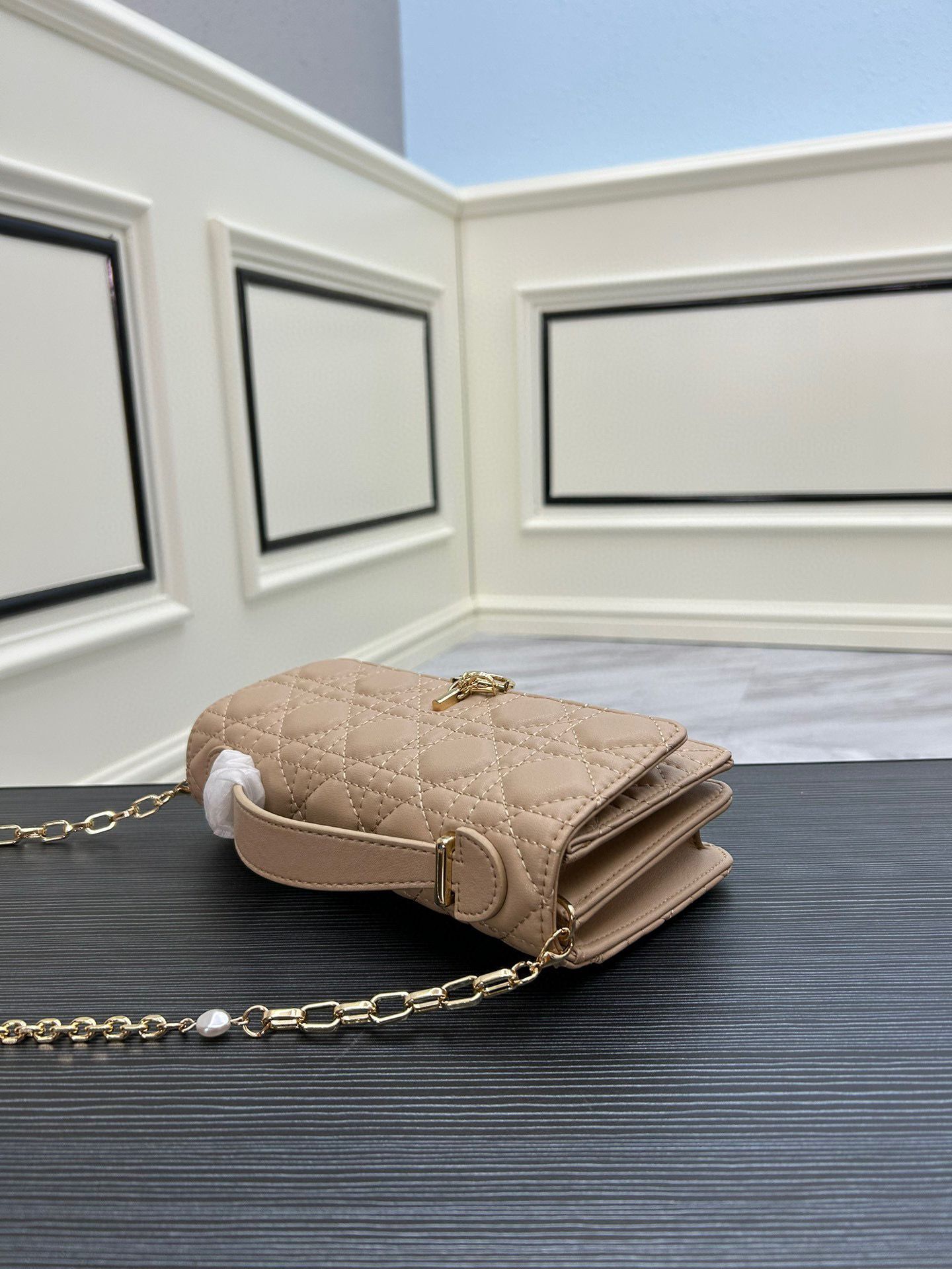 Dior Lady Original Leather Pearl Clutch Bag 6617 Apricot Dior Lady Original Leather Pearl Clutch Bag 6617 Apricot