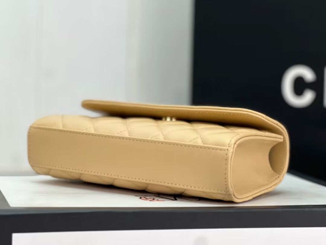 CHANEL 22B Kelly Pearl Top Handle Bag AP3562 Apricot CHANEL 22B Kelly Pearl Top Handle Bag AP3562 Apricot