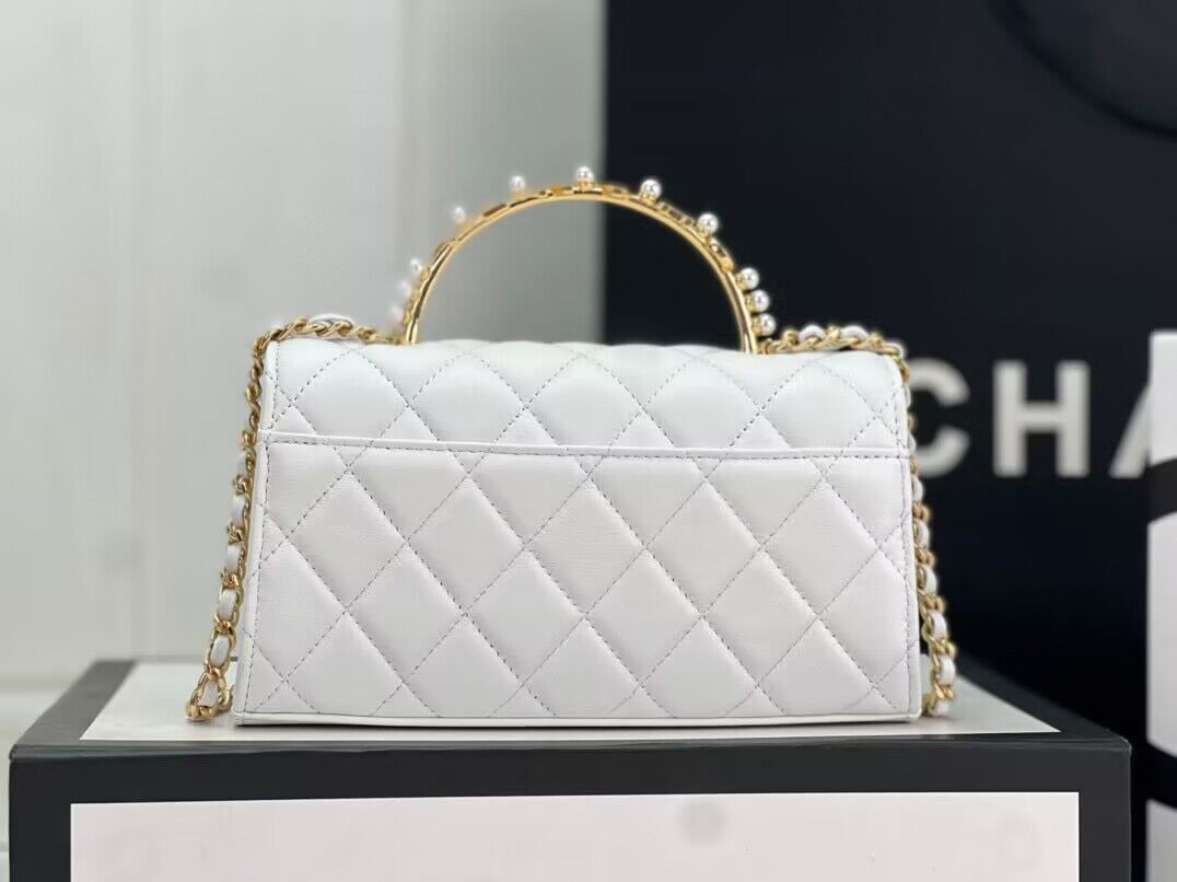 CHANEL 22B Kelly Pearl Top Handle Bag AP3562 White CHANEL 22B Kelly Pearl Top Handle Bag AP3562 White