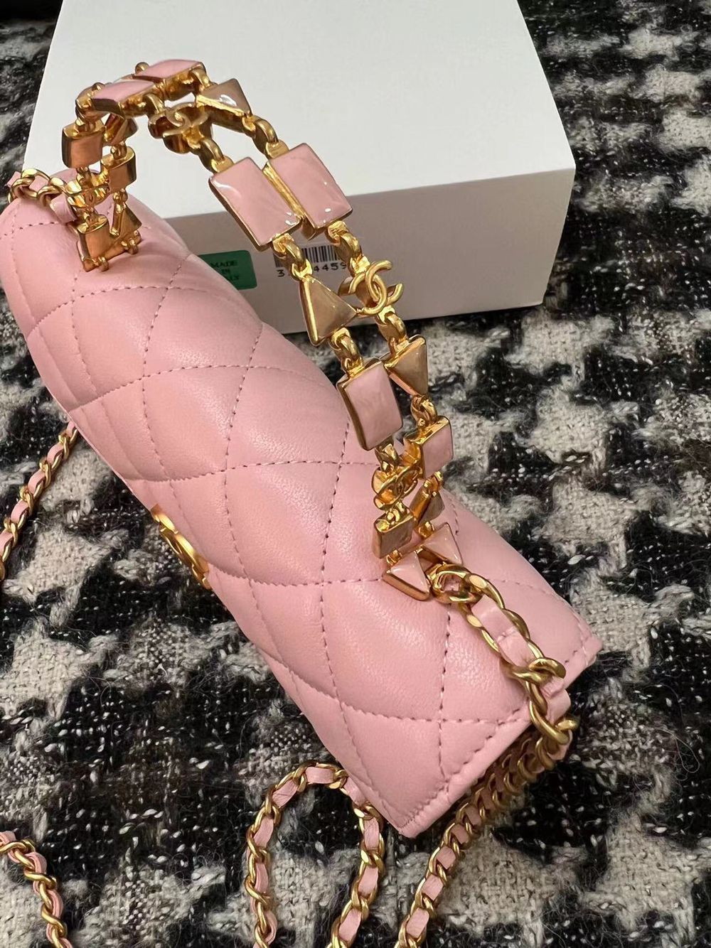 CHANEL 22B Kelly Top Handle Bag AP2946Y Pink CHANEL 22B Kelly Top Handle Bag AP2946Y Pink