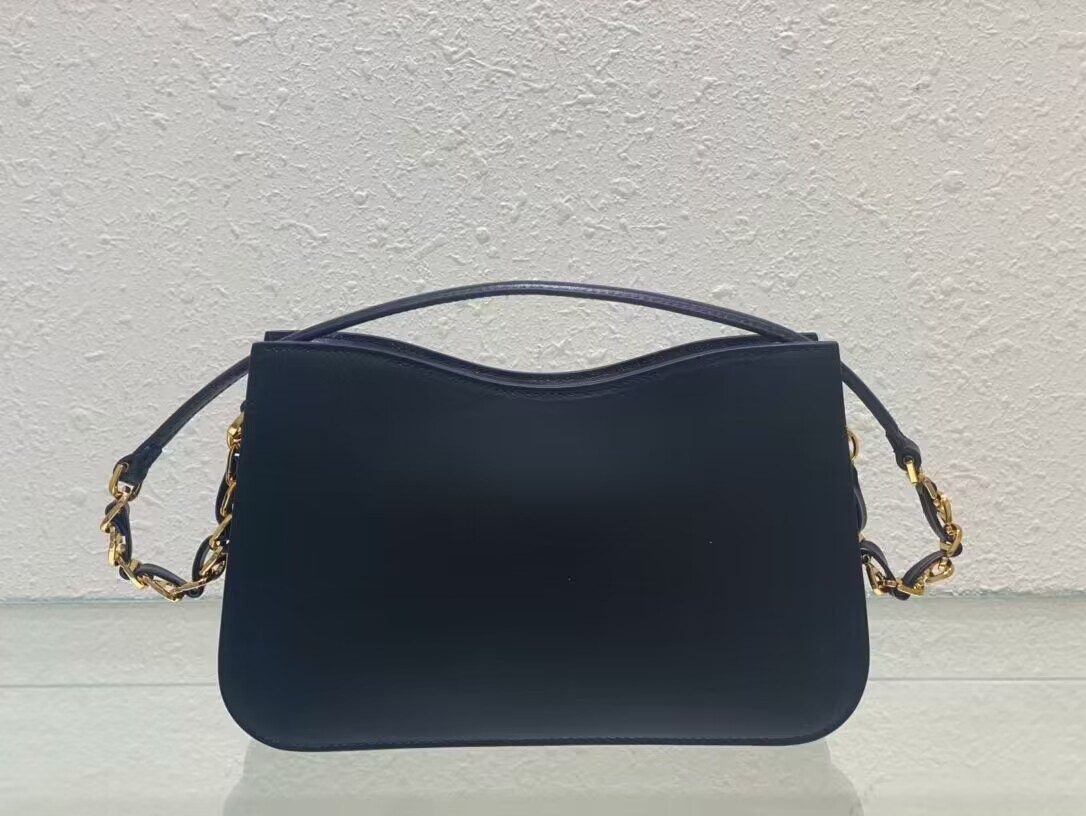 Dior CD SIGNATURE small BAG Black Calfskin with Embossed CD Signature C02229A Dior CD SIGNATURE small BAG Black Calfskin with Embossed CD Signature C02229A