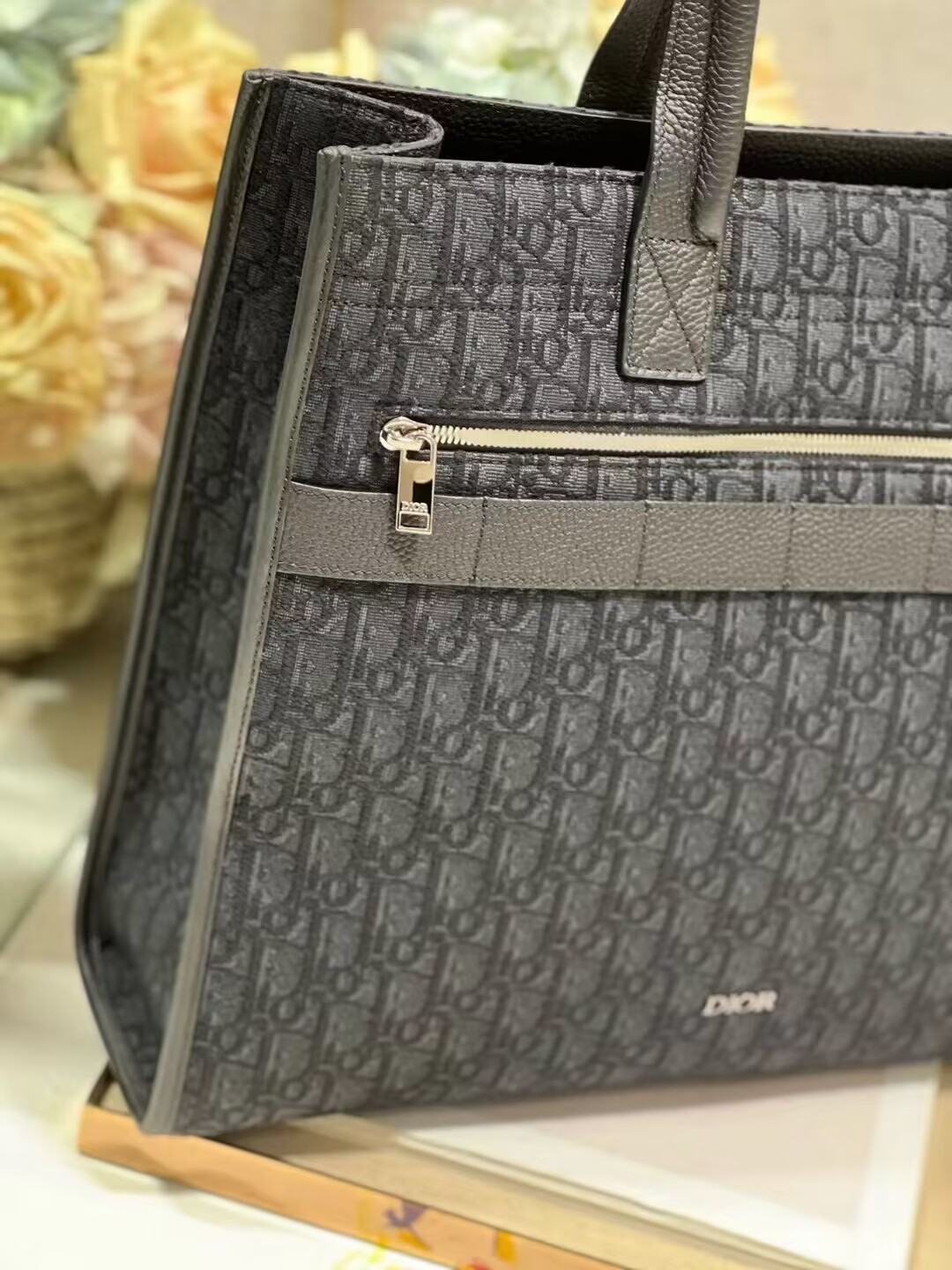 Dior Essentials SAFARI TOTE BAG Black Dior Oblique Jacquard and Grained Calfskin 1ESSH22 Dior Essentials SAFARI TOTE BAG Black Dior Oblique Jacquard and Grained Calfskin 1ESSH22