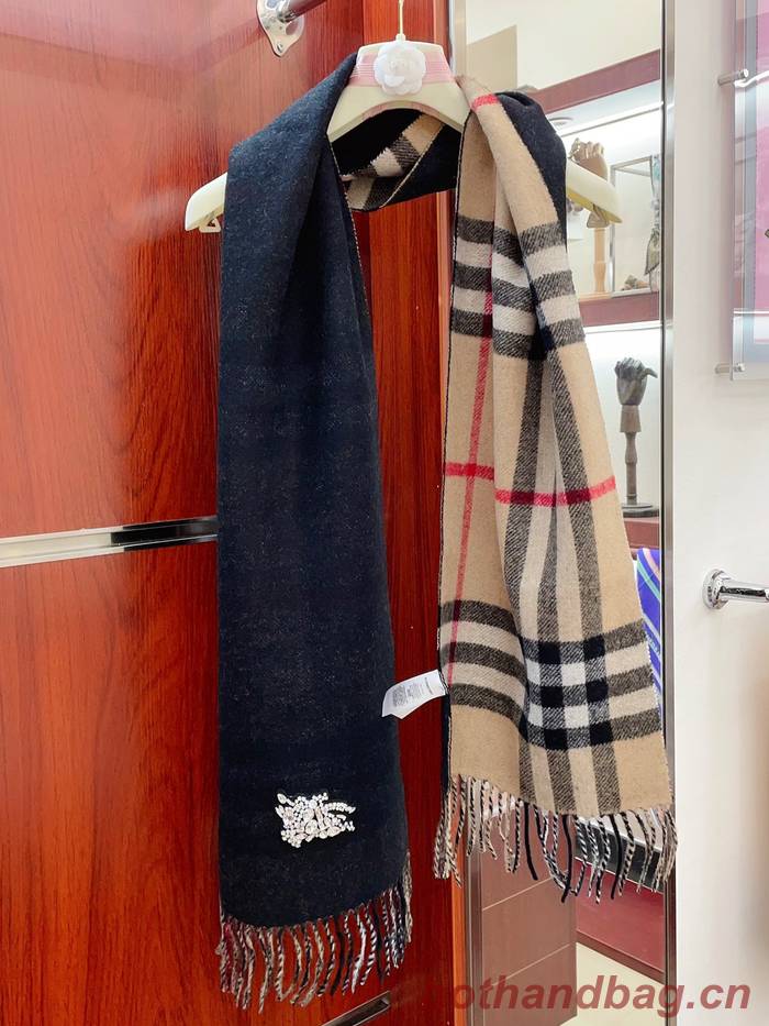 Burberry Scarf BBC00142 Burberry Scarf BBC00142