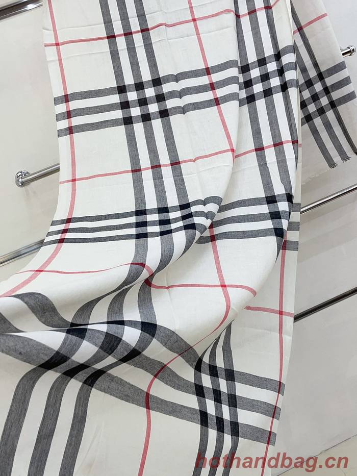 Burberry Scarf BBC00156 Burberry Scarf BBC00156