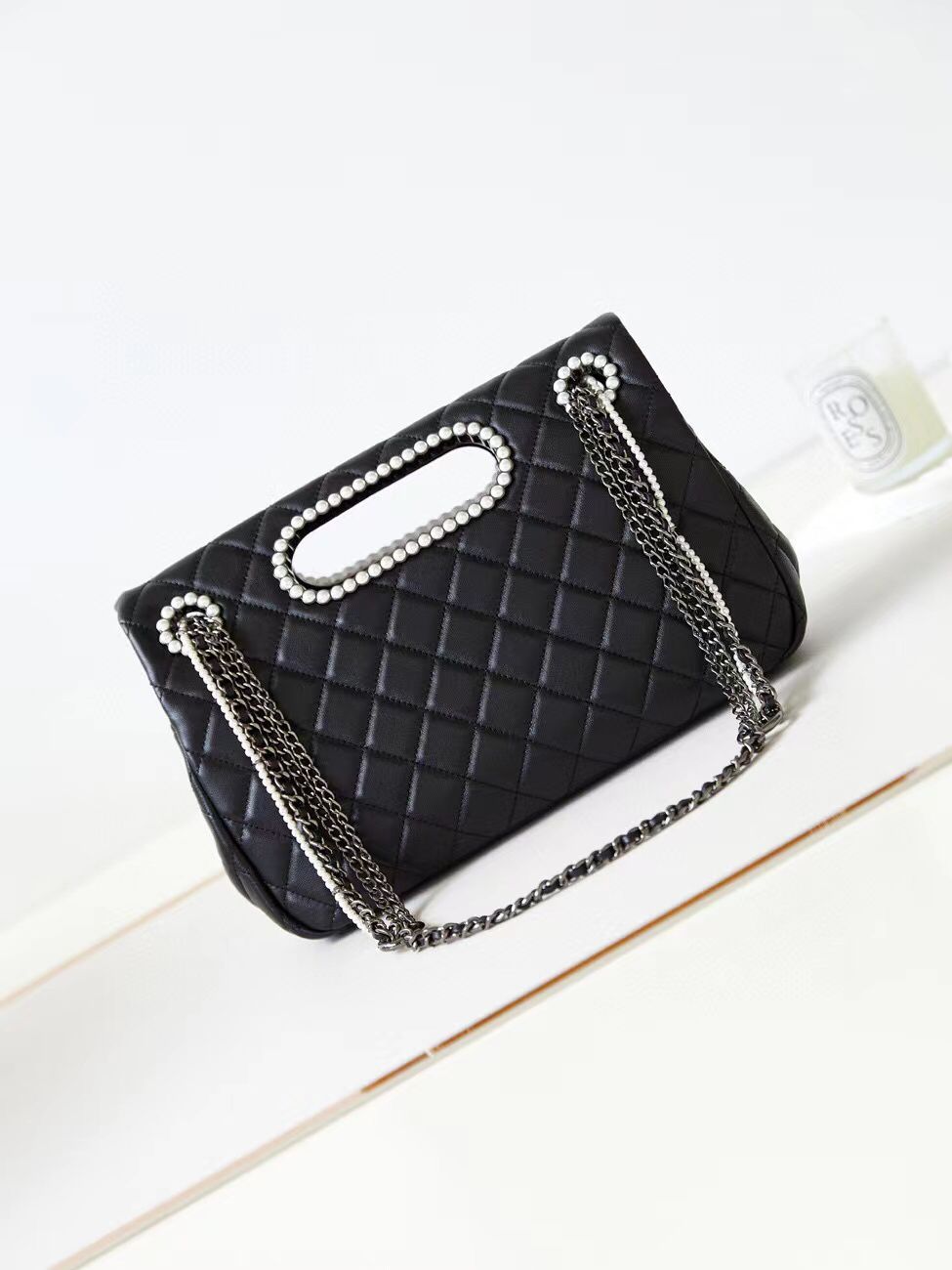 Chanel Original Leather Pearl CC LOGO Bag AS4221 Black Chanel Original Leather Pearl CC LOGO Bag AS4221 Black