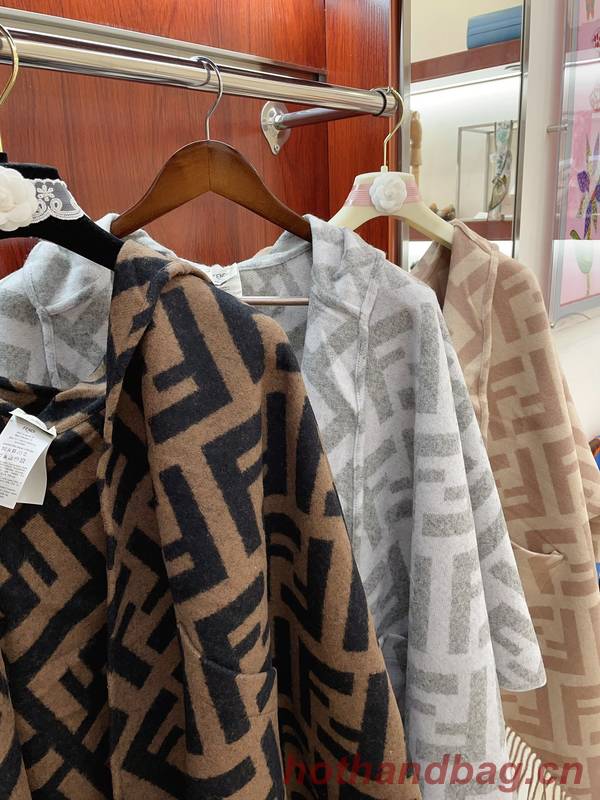 Fendi Cloak FDC00108 Fendi Cloak FDC00108