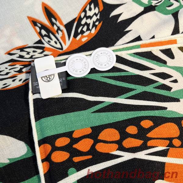 Hermes Scarf HEC00810 Hermes Scarf HEC00810