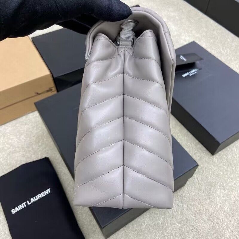 SAINT LAURENT Loulou Monogram Large quilted leather shoulder bag 392288 Light Gray Sliver-Tone SAINT LAURENT Loulou Monogram Large quilted leather shoulder bag 392288 Light Gray Sliver-Tone