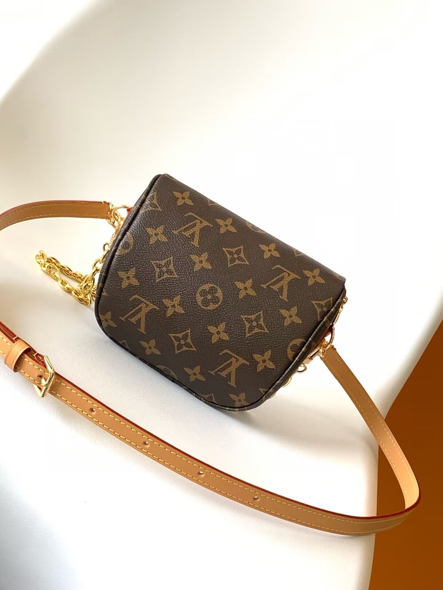 Louis Vuitton Monogram Canvas Mini Bumbag M82335 Brown Louis Vuitton Monogram Canvas Mini Bumbag M82335 Brown
