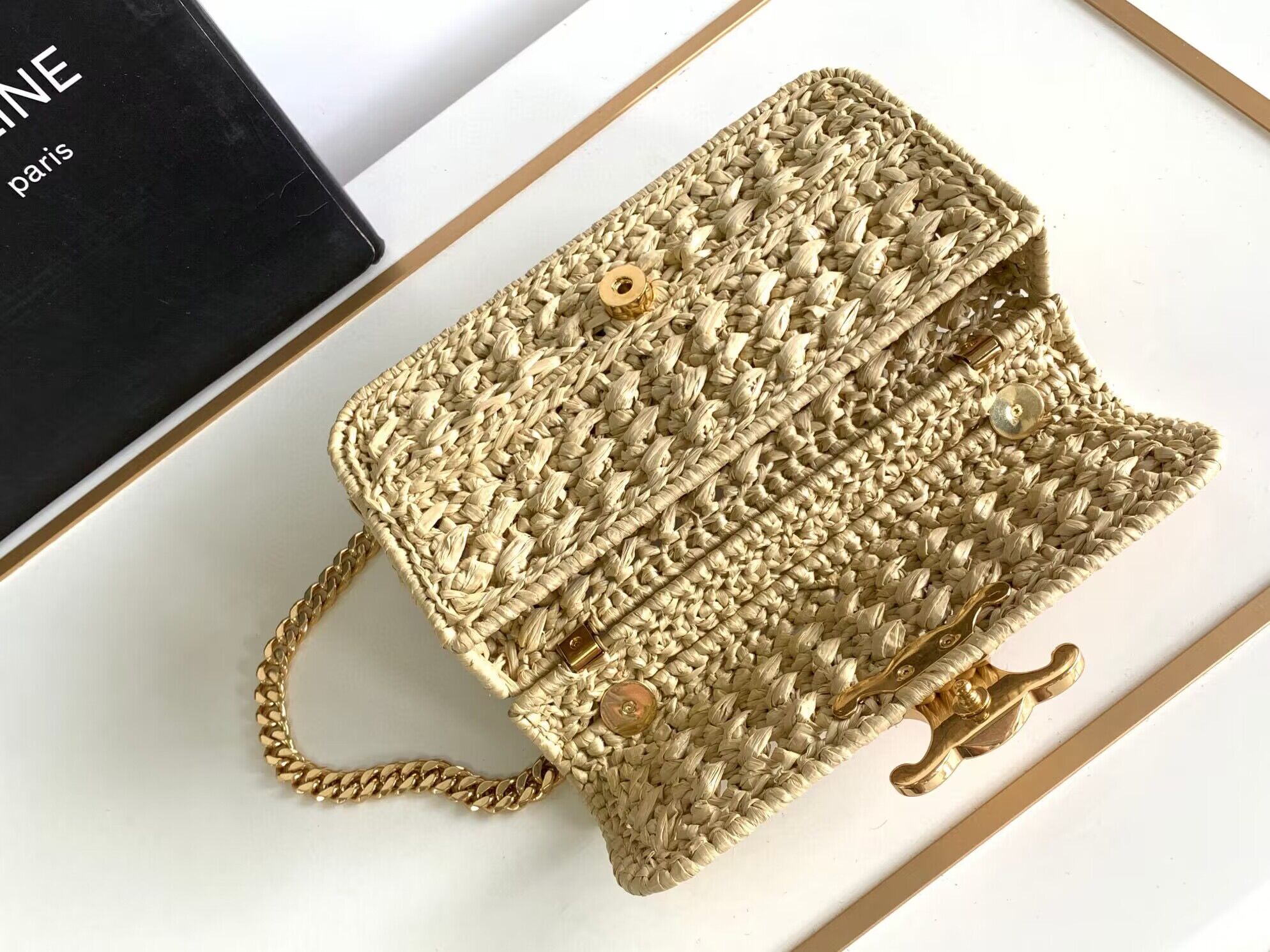 CELINE Chain Claude IN Raffia Plein Soleil Bag 197993 CELINE Chain Claude IN Raffia Plein Soleil Bag 197993