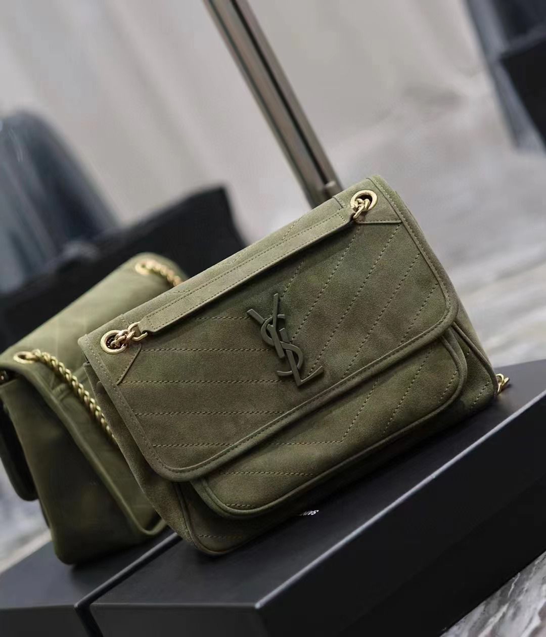 Yves Saint Laurent NIKI BABY IN QUILTED SUEDE LEATHER 498894 Dark Green Yves Saint Laurent NIKI BABY IN QUILTED SUEDE LEATHER 498894 Dark Green