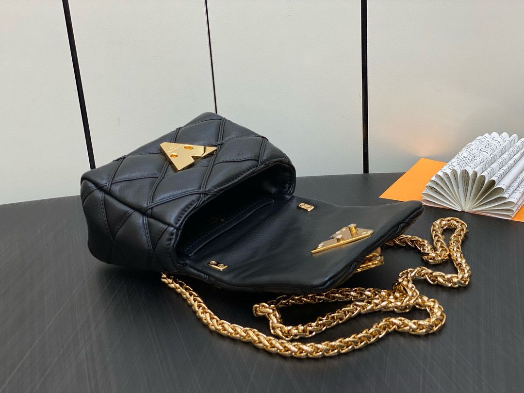 Louis Vuitton GO-14 MM Original Leather Bag M82752 Black Louis Vuitton GO-14 MM Original Leather Bag M82752 Black