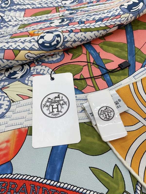 Hermes Scarf HEC00946 Hermes Scarf HEC00946