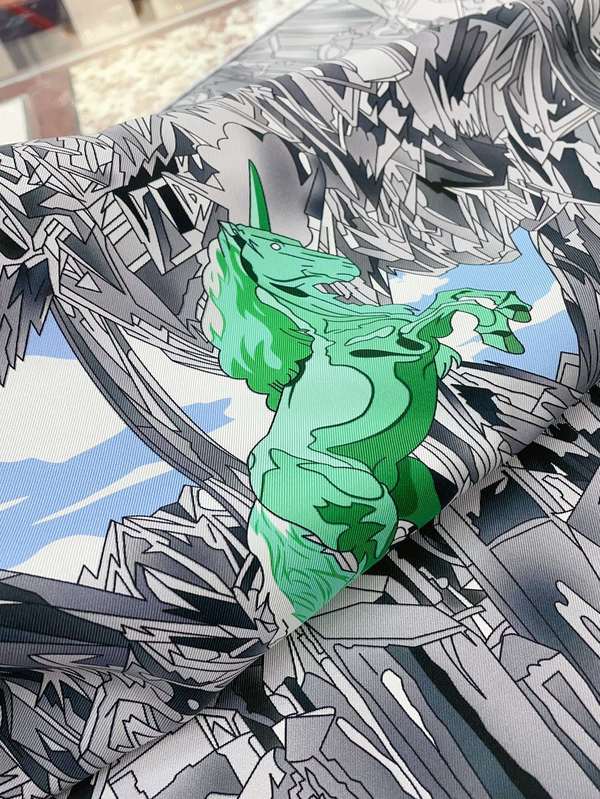 Hermes Scarf HEC00950 Hermes Scarf HEC00950