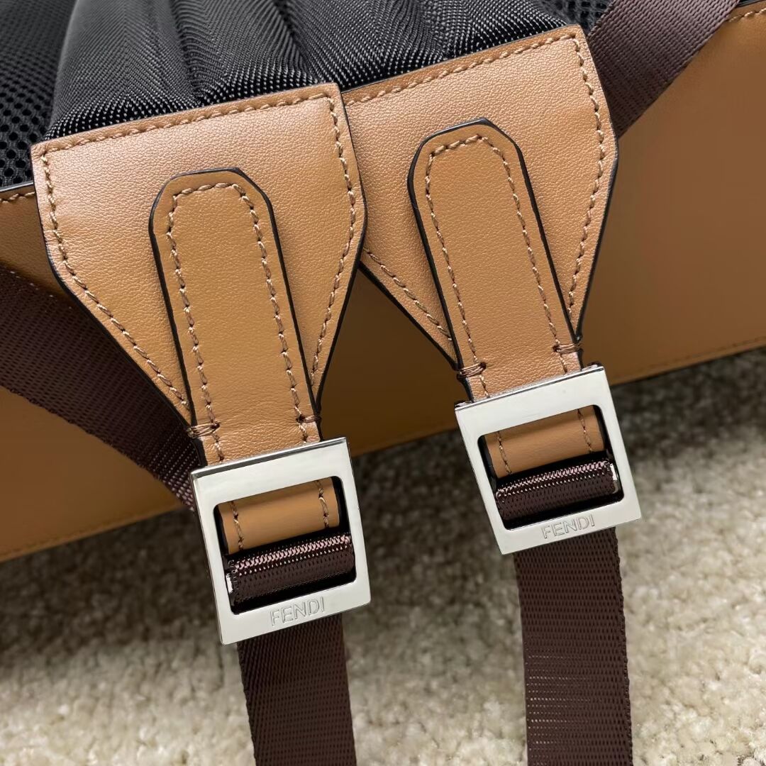 Fendi Chiodo Fendi Diagonal FF canvas backpack 7VZ076A Brown Fendi Chiodo Fendi Diagonal FF canvas backpack 7VZ076A Brown