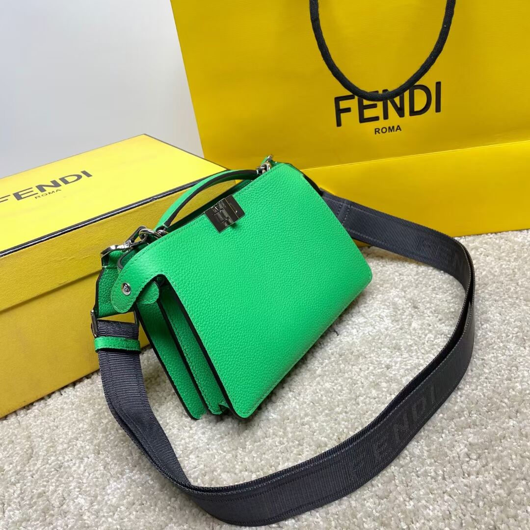 Fendi Peekaboo ISeeU XCross leather bag 7VA582A Tuscan green Fendi Peekaboo ISeeU XCross leather bag 7VA582A Tuscan green