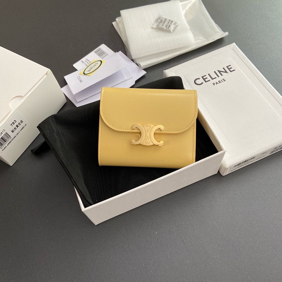 Celine SMALL WALLET TRIOMPHE IN SHINY CALFSKIN 10D783 YELLOW Celine SMALL WALLET TRIOMPHE IN SHINY CALFSKIN 10D783 YELLOW