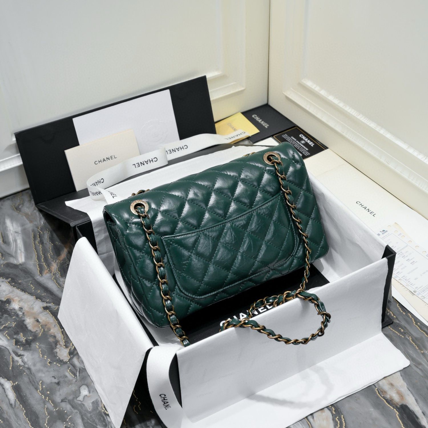 Chanel 2.55 Series Flap Bag Original Sheepskin Leather 92674 Dark Green Bronze-Tone Chanel 2.55 Series Flap Bag Original Sheepskin Leather 92674 Dark Green Bronze-Tone