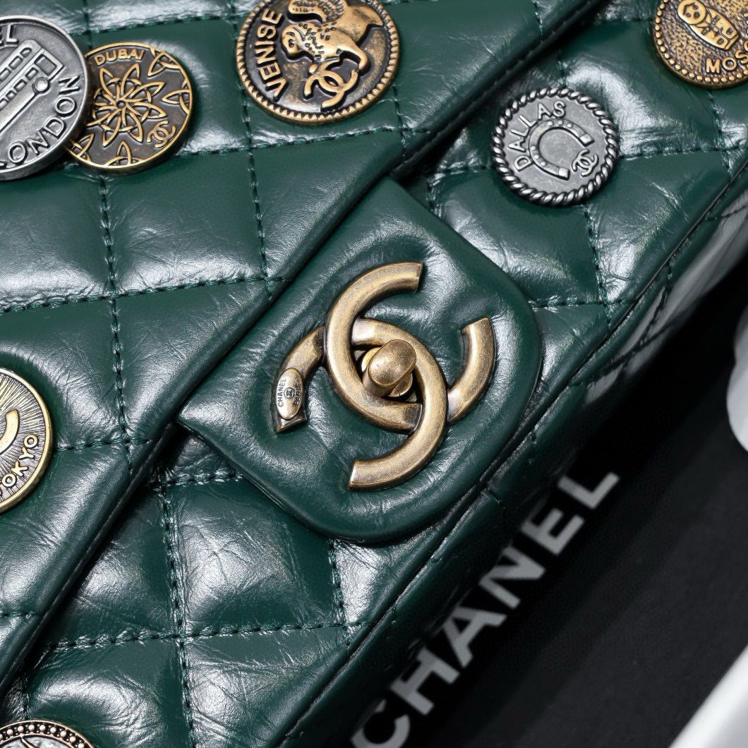 Chanel 2.55 Series Flap Bag Original Sheepskin Leather 92674 Dark Green Bronze-Tone Chanel 2.55 Series Flap Bag Original Sheepskin Leather 92674 Dark Green Bronze-Tone