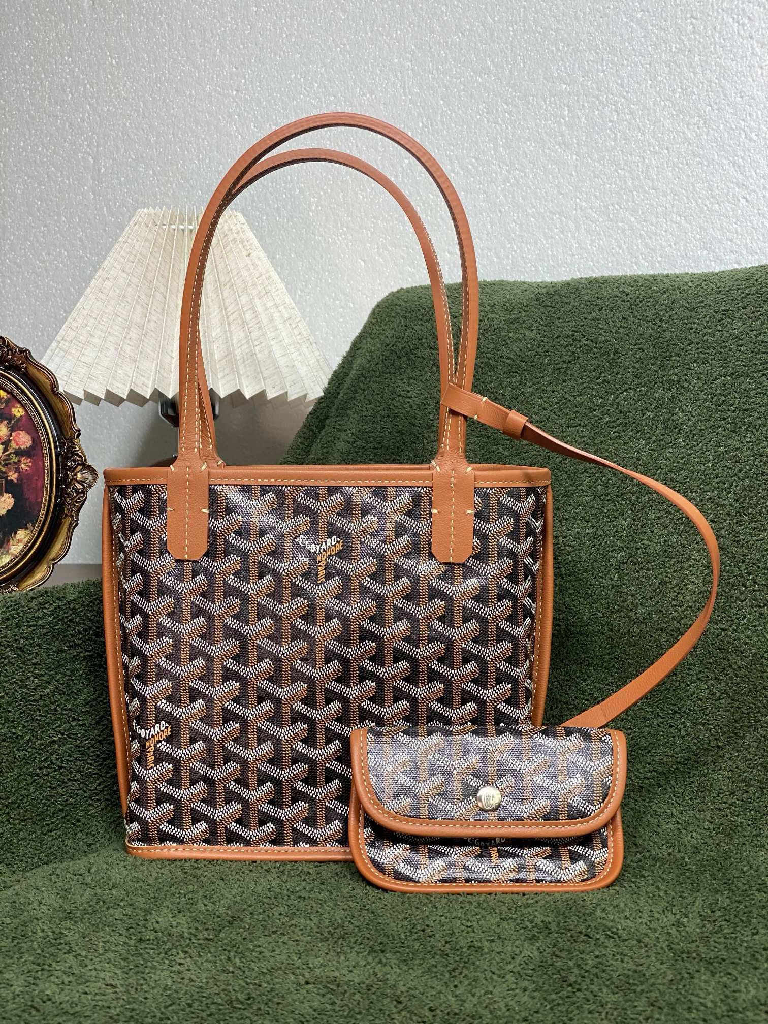 Goyard Anjou Mini Goyardine Original Leather Tote Bag 8006 Brown Goyard Anjou Mini Goyardine Original Leather Tote Bag 8006 Brown