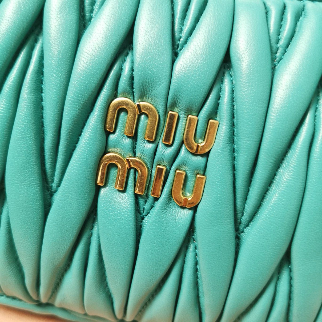 Miu Miu Wander Matelasse Original Sheepskin Bag 5BC125 Green Miu Miu Wander Matelasse Original Sheepskin Bag 5BC125 Green