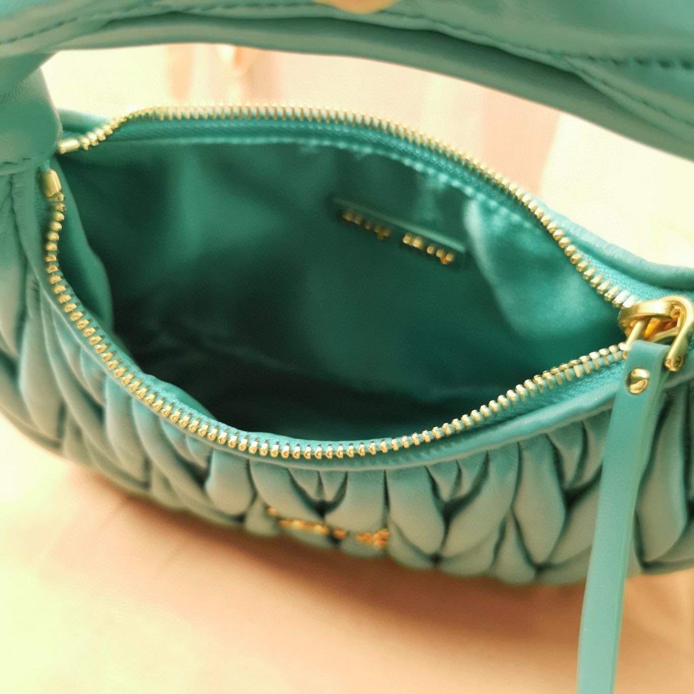 Miu Miu Wander Matelasse Original Sheepskin Bag 5BC125 Green Miu Miu Wander Matelasse Original Sheepskin Bag 5BC125 Green