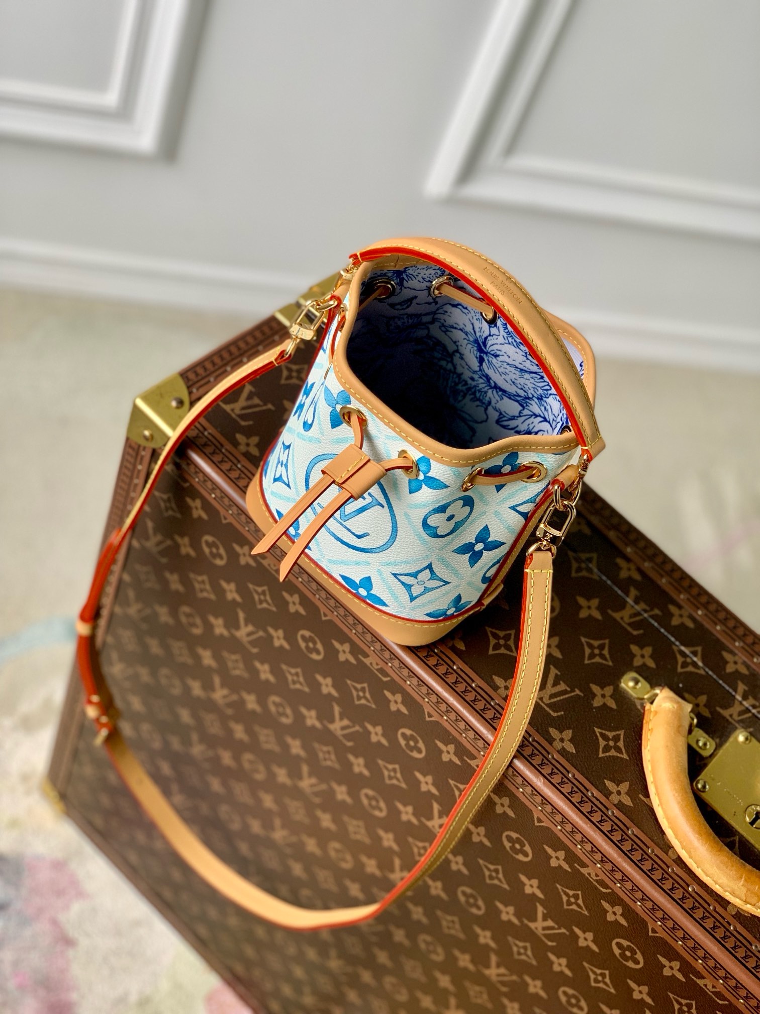 Louis Vuitton NEW Nano Noe M83620 Lagoon Blue Louis Vuitton NEW Nano Noe M83620 Lagoon Blue