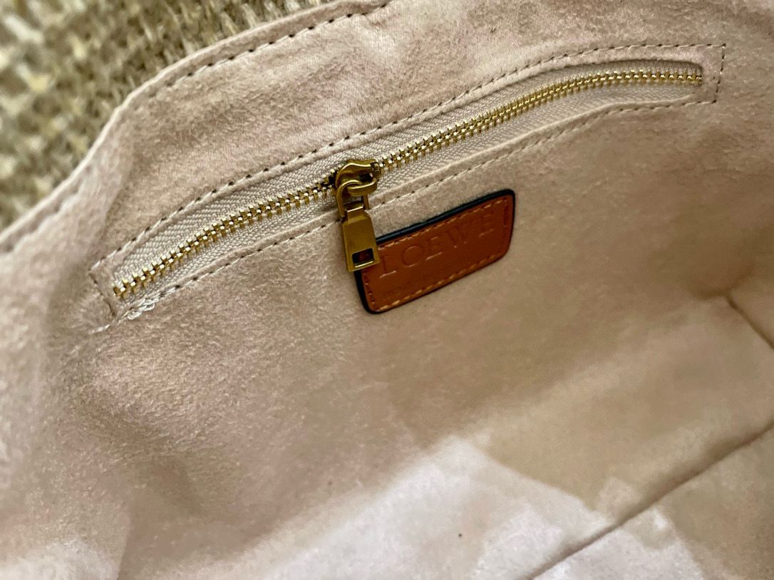 Loewe Anagram Basket Woven Straw Shopping Tote Bag 652399 Beige Loewe Anagram Basket Woven Straw Shopping Tote Bag 652399 Beige