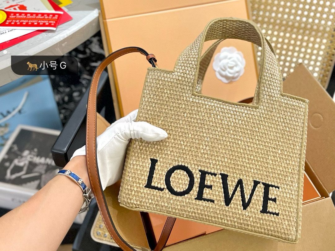 Loewe Anagram Basket Woven Straw Shopping Tote Bag 652399 Beige Loewe Anagram Basket Woven Straw Shopping Tote Bag 652399 Beige