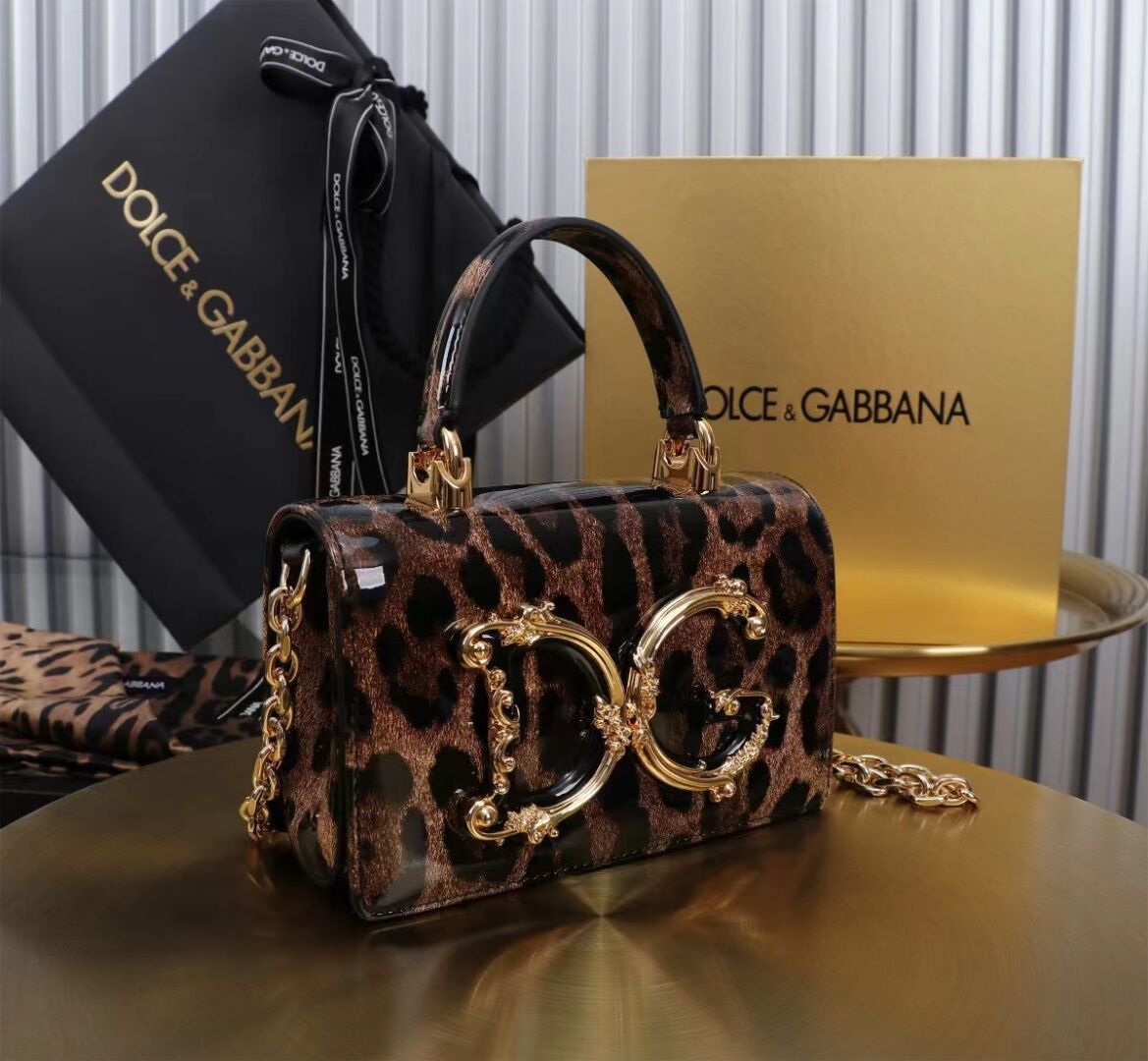 Dolce & Gabbana Patent leather Shoulder Bag G6504 black&brown Dolce & Gabbana Patent leather Shoulder Bag G6504 black&brown